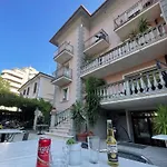 Berlino Hotel Cattolica